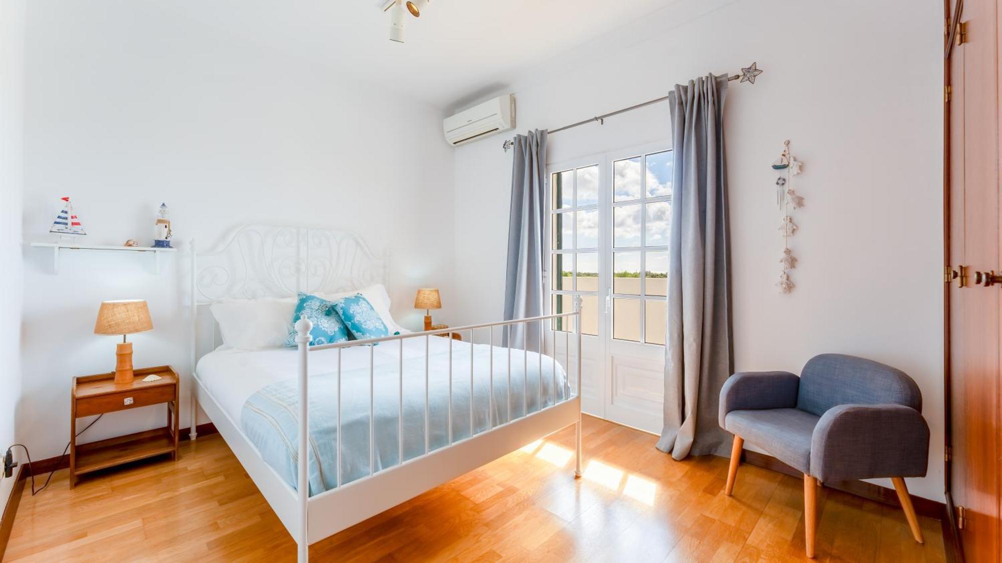 Sunny & Calm 4 Bdr House W/ Pool By Lovelystay Santo Estevao  Exterior foto